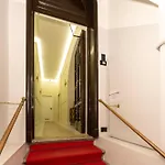 Mia House Prestige Frühstückspension 4*