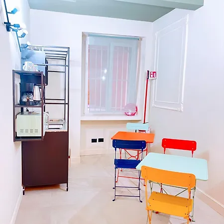 לינה וארוחת בוקר Mia House Prestige