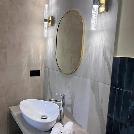 לינה וארוחת בוקר Mia House Prestige רומא