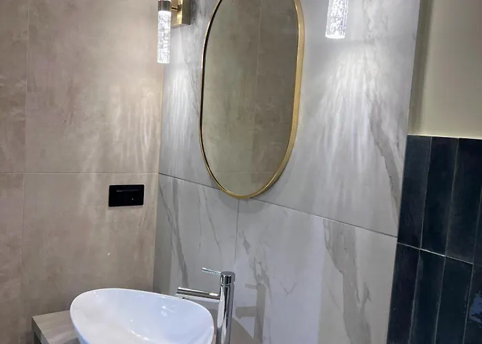 לינה וארוחת בוקר Mia House Prestige רומא