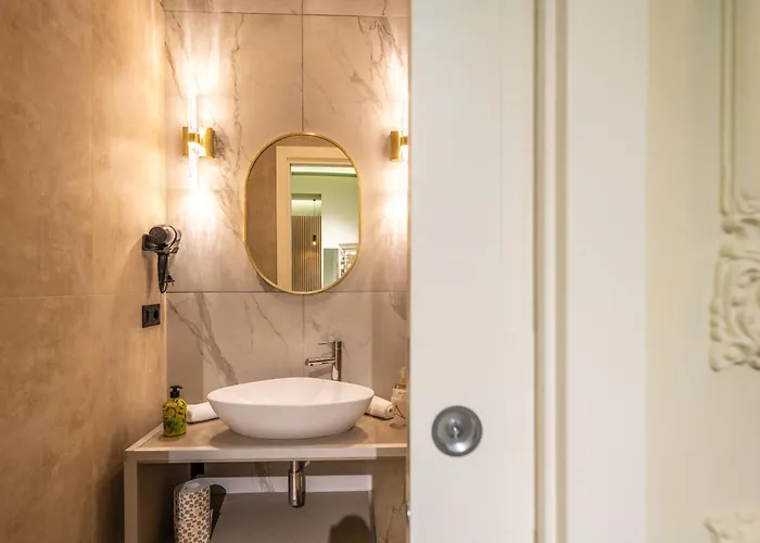 לינה וארוחת בוקר Mia House Prestige רומא